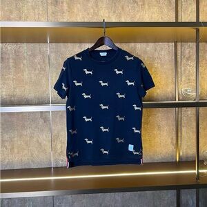 🚩steal authentic Thom Browne Navy Tee with Dog Embroidery